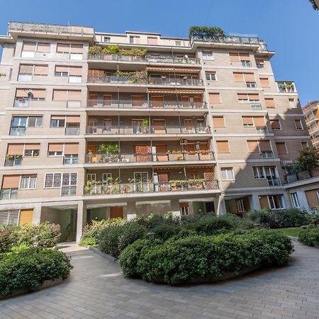 Ferrucci, 6 - Monolocale Al Settimo Cielo Lägenhet Milano Exteriör bild