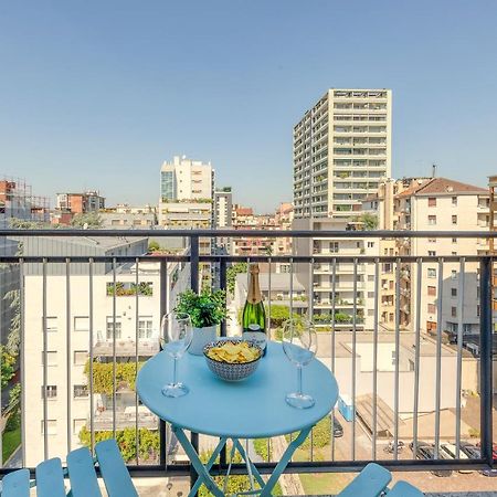 Ferrucci, 6 - Monolocale Al Settimo Cielo Lägenhet Milano Exteriör bild
