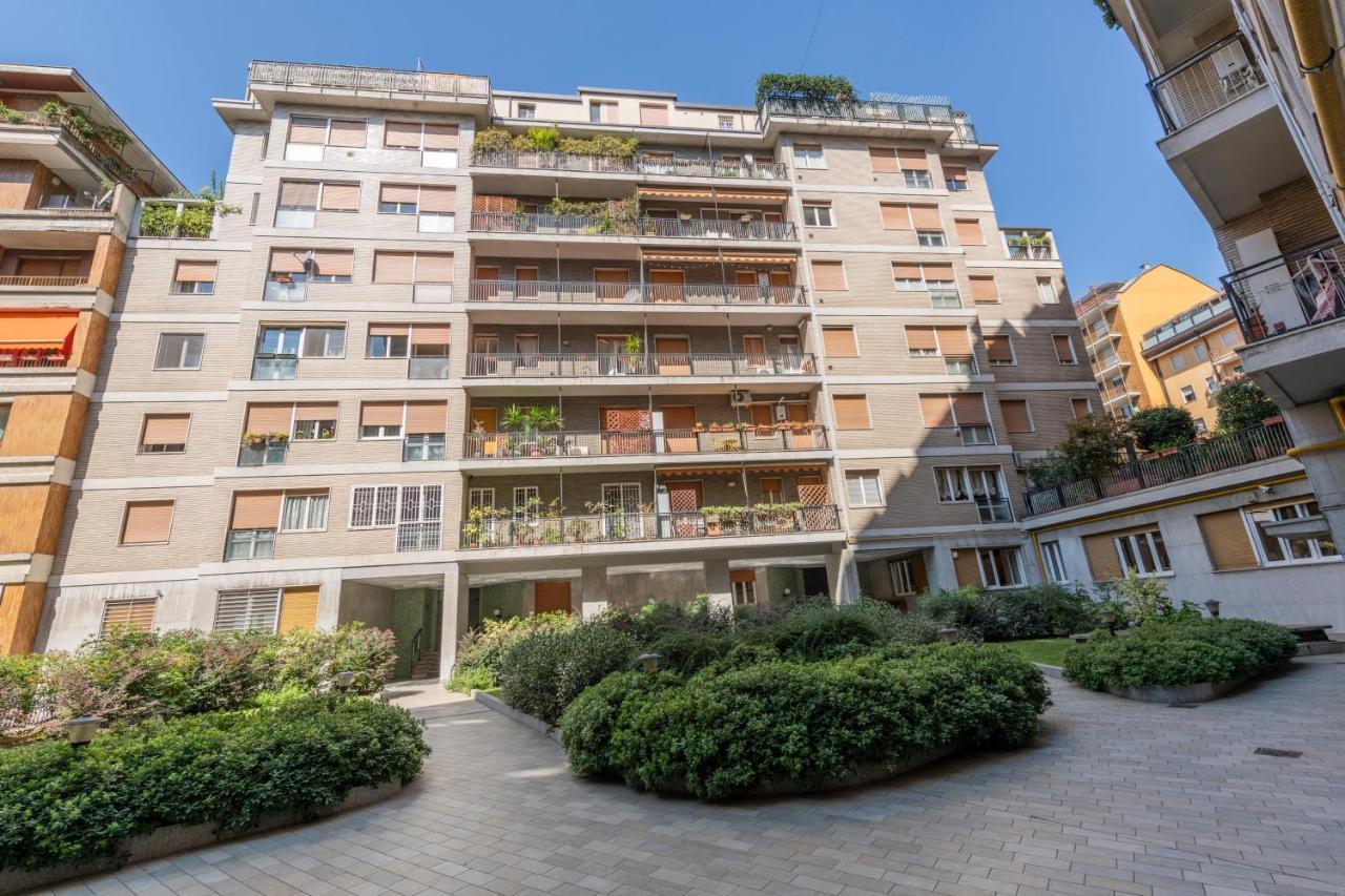 Ferrucci, 6 - Monolocale Al Settimo Cielo Lägenhet Milano Exteriör bild